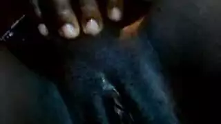 كبير الصدر أمام الكاميرا