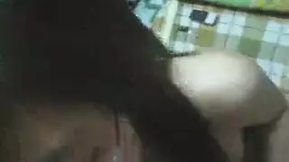 مهارات الابنة الجنسية الخام تبهر أمها الهاوية