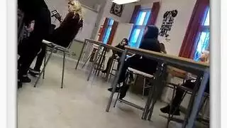 اللغة السويدية سجن الايطالية هواة