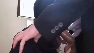 فيديو بينيلوب الإباحي: مص القضيب لدفع تكاليف دراستها