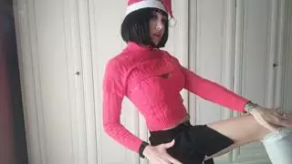 عيد ميلاد شانتال الإباحي: نجمة إباحية تثير الإعجاب بملابس داخلية، مؤخرتها المثالية تعرض نفسها