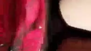 فانيسا هي أقرن خشب الأبنوس امرأة ناضجة تحب أن تمتص ديك، حتى تنفجر