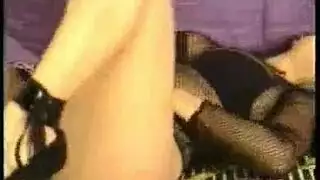 وحش أشعر يمارس الجنس بقوة مع قضيب وحشي ضخم