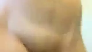 حبس خشن: بنات مثيرة تحصل على شرج قاسي في الحجز