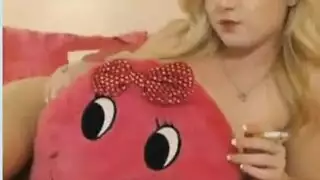 أميمة ملأت الخمار